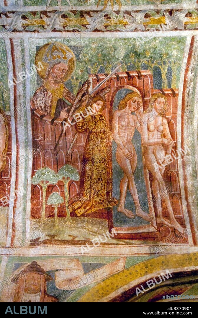 The 15th century Holy Trinity Church was built by the Neuhaus family and was consecrated in 1475. The church stands behind a wall that the local population built to protect itself from Turkish attacks in the 16th century.<br/><br/>. The interior is decorated with Gothic frescoes by the artist John of Kastav (Johannes de Castua), the most famous being <i>Danse Macabre</i> (Dance of Death), and completed in 1490.