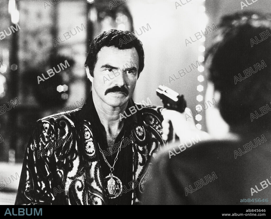 BURT REYNOLDS in HEAT, 1986, directed by JERRY JAMESON. Copyright CANNON FILMS.
