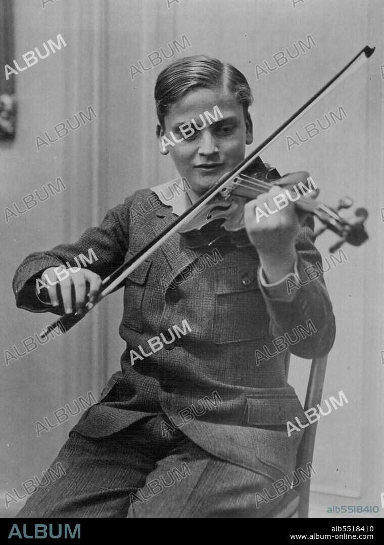 Yehudi Menuhin In London -- Yehudi Menuhin, the boy violinist.Yehudi Menuhin, the 14-year-old boy violinist, and his sisters arrived in London last night. He is expected to play at the Albert Hall on Sunday week. November 21, 1931. (Photo by Wide World Photos).
