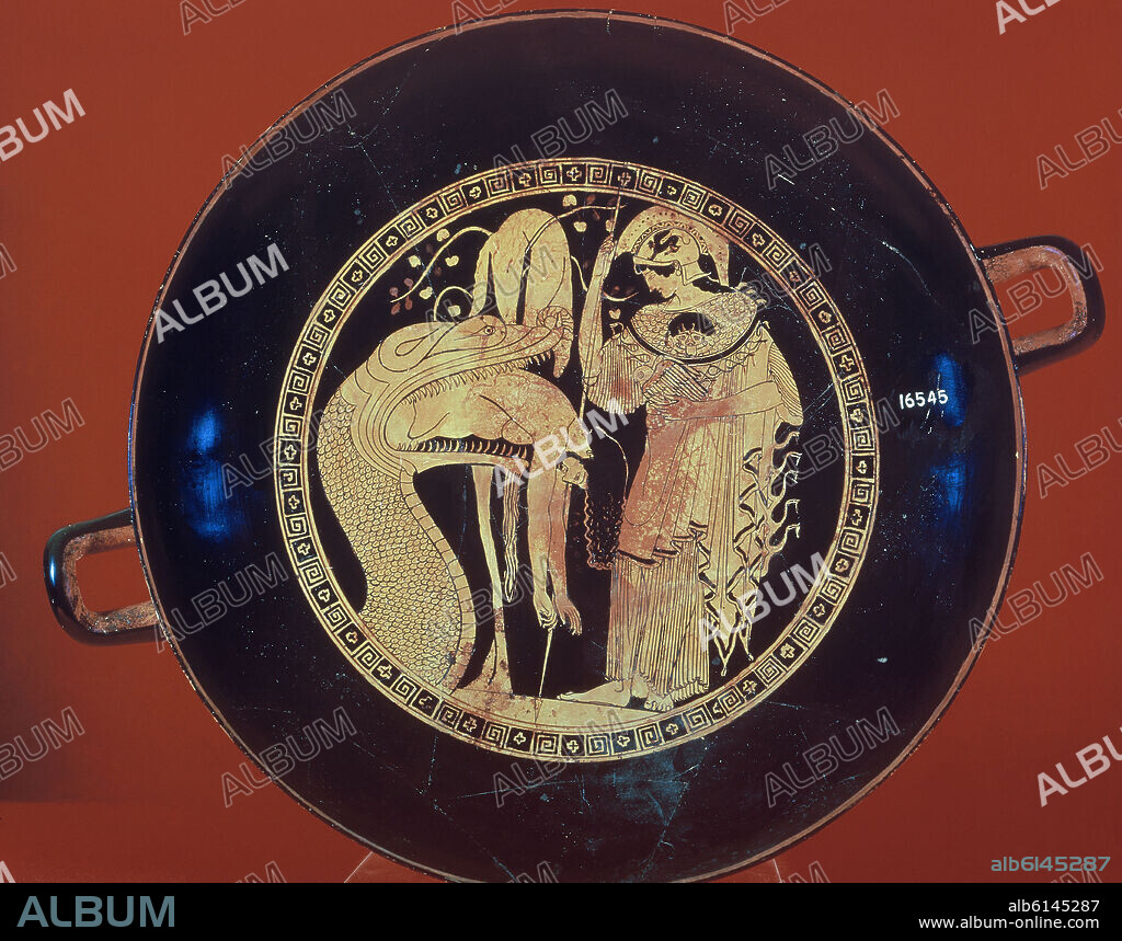 KYLIX DE FIGURAS ROJAS DE DOURIS, JASON SALVADO POR ATENA SALE DE LAS FAUCES DEL DRAGON, CERVETERI 480AC.