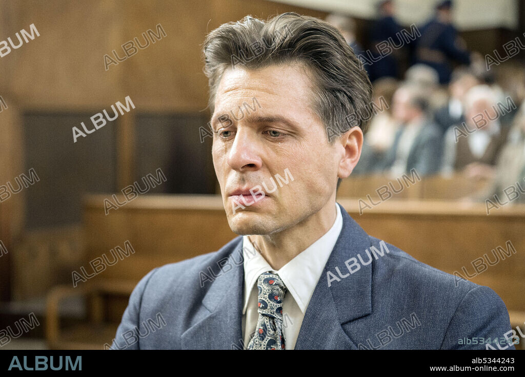 JURAJ LOJ in CHARLATAN, 2020 (SARLATAN), directed by AGNIESZKA HOLLAND. Copyright FILM AND MUSIC ENTERTAINMENT.