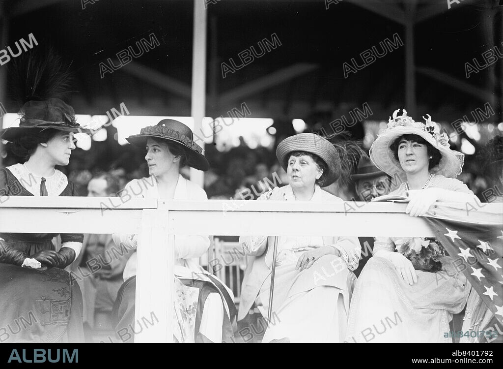 HARRIS & EWING. Mme Bakmetieff [sic], Mrs. Truxton Beale; Mrs. Edward Beale McLean; Mme Havenith, Washington DC, 1914. Madame Bakhmeteff, wife of Russian Ambassador George Petrovich Bakhmeteff; Marie Oge, wife of American diplomat Truxtun Beale; Evalyn Walsh McLean, wife of Edward Beale McLean; Madame Havenith, wife of Belgian Ambassador E. Havenith.