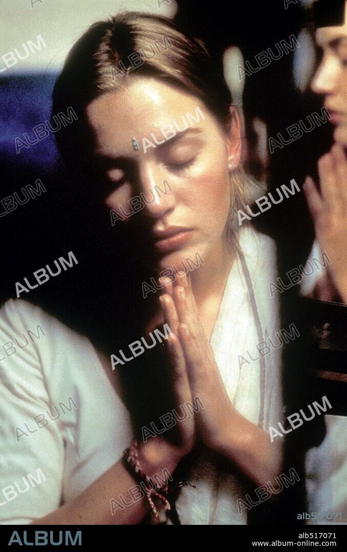 KATE WINSLET in HOLY SMOKE, 1999, directed by JANE CAMPION. Copyright MIRAMAX.