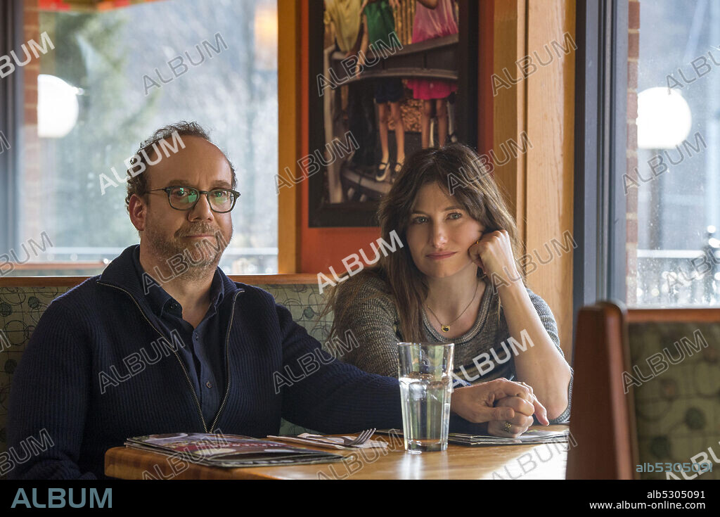 KATHRYN HAHN et PAUL GIAMATTI dans PRIVATE LIFE, 2018, réalisé par TAMARA JENKINS. Copyright Likely Story / Netflix.