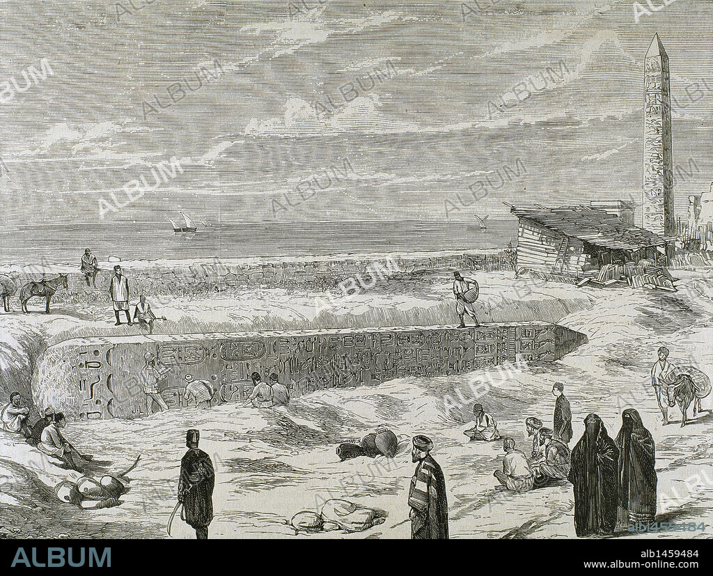 Excavaciones de la histórica AGUJA DE CLEOPATRA, ofrecida a Inglaterra por el Bajá de Egipto MEHEMET ALI en 1801. ALEJANDRIA (Egipto). Grabado del s. XIX.
