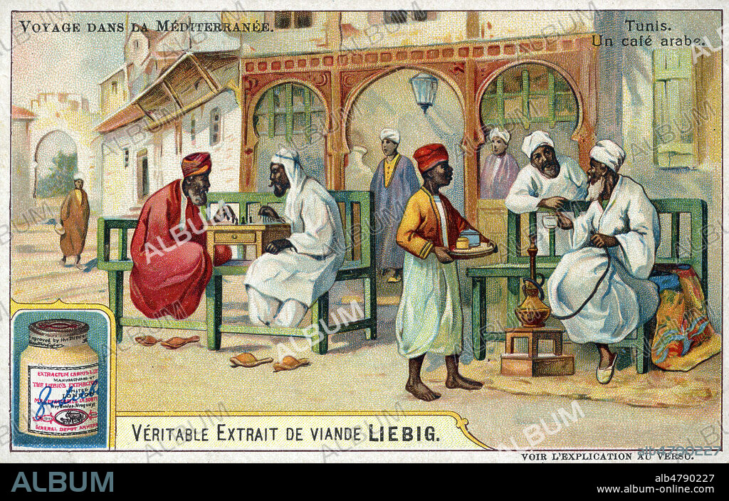 'Tunis. Un cafe arabe'. Chromo publicitaire Liebig de 1906, serie intitulee 'Voyage dans la Mediterranee'. Illustration anonyme. Credit : Collection IM/KHARBINE-TAPABOR.