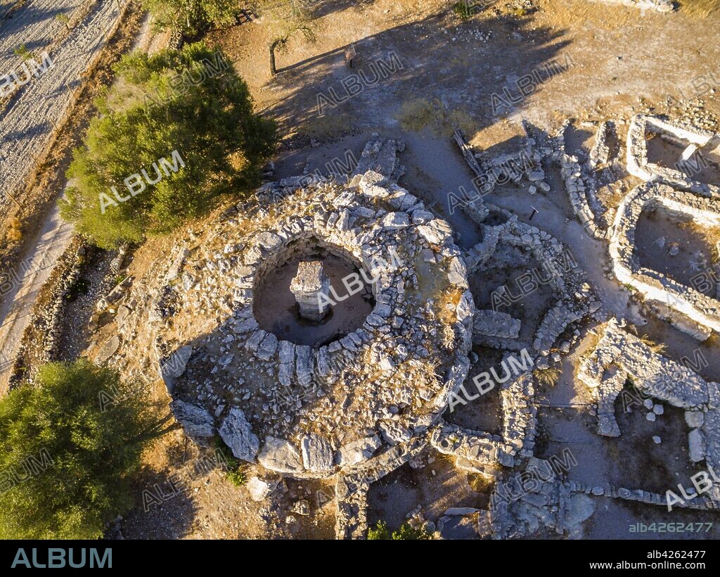 Son Fornés , época talayótica (siglo X a.C.) , yacimiento arqueológico de era prehistórica. Montuiri,Mallorca, balearic islands, spain, europe.