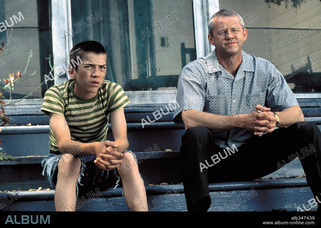 DAVID MORSE and LUCAS BLACK in CRAZY IN ALABAMA, 1999, directed by ANTONIO BANDERAS. Copyright COLUMBIA TRI STAR / NELSON, RALPH.