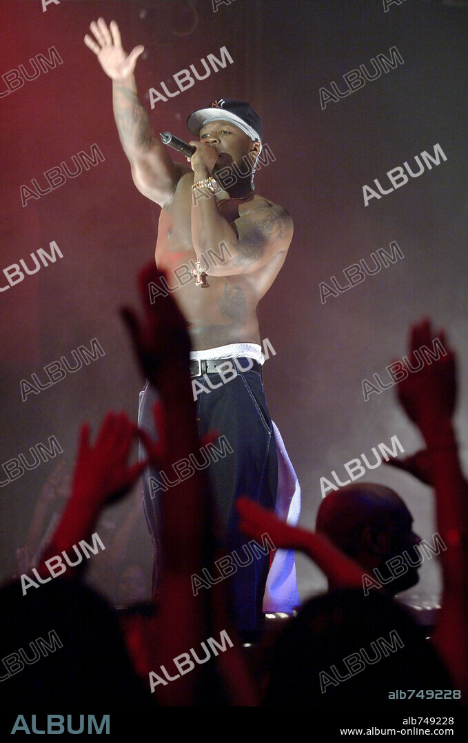 50 CENT in GET RICH OR DIE TRYIN', 2005, directed by JIM SHERIDAN. Copyright PARAMOUNT PICTURES / GIBSON, MICHAEL.