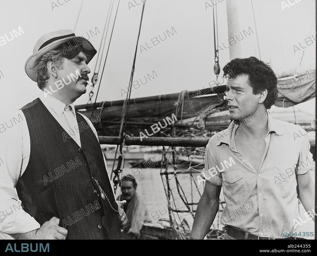 LOU JACOBI in BENEATH THE 12-MILE REEF, 1953, directed by ROBERT D. WEBB. Copyright 20TH CENTURY FOX.