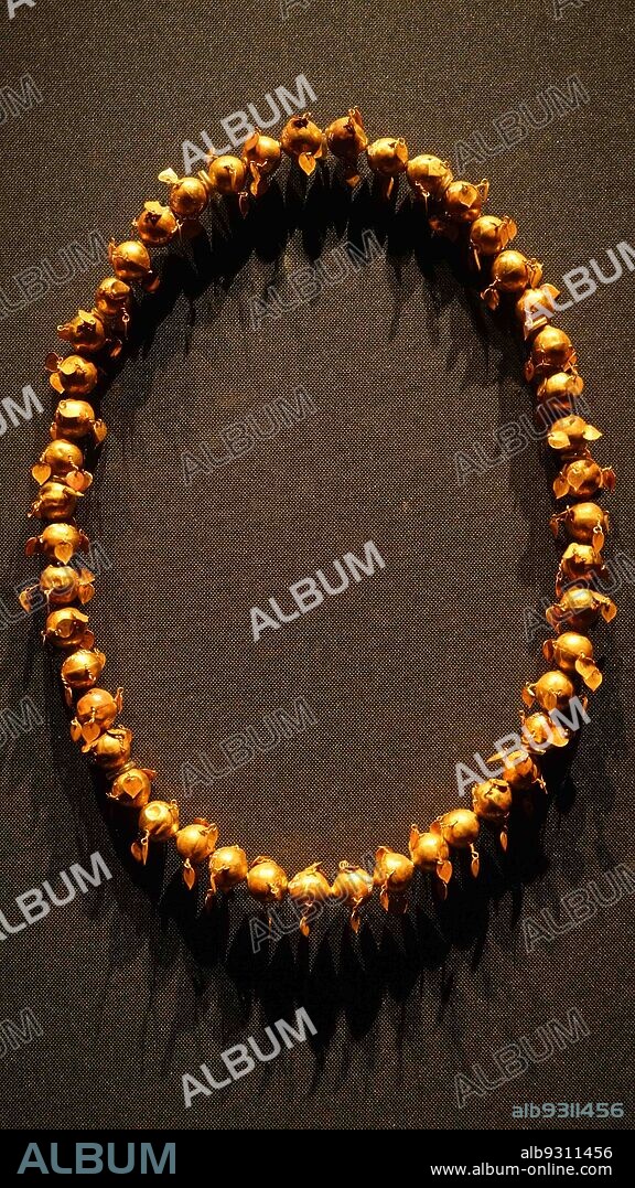 Silla kingdom, Korea: Gold Necklace, 5th century. Silla (BC 57-935 AD) was one of the three kingdoms, besides Goguryeo and Baekje, and the kingdom was widely known as a country of gold.