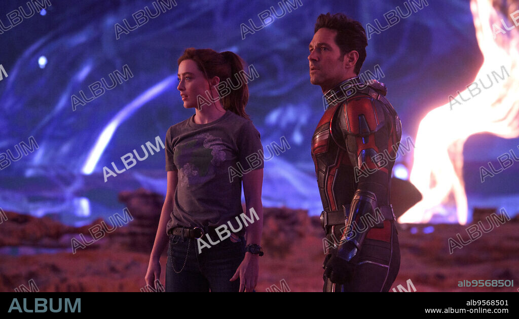 KATHRYN NEWTON and PAUL RUDD in ANT-MAN AND THE WASP: QUANTUMANIA, 2023, directed by PEYTON REED. Copyright MARVEL STUDIOS/WALT DISNEY PICTURES.
