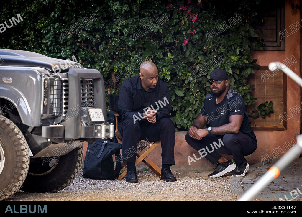ANTOINE FUQUA y DENZEL WASHINGTON en THE EQUALIZER 3, 2023, dirigida por ANTOINE FUQUA. Copyright Columbia Pictures / Sony Pictures Entertainment.