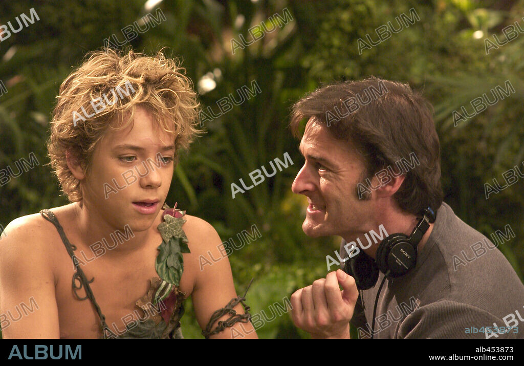 JEREMY SUMPTER et P. J. HOGAN dans PETER PAN, 2003, réalisé par P. J. HOGAN. Copyright UNIVERSAL STUDIOS / BOLAND, JASIN.