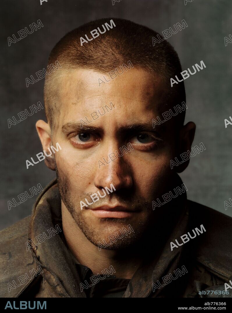 JAKE GYLLENHAAL dans JARHEAD, 2005, réalisé par SAM MENDES. Copyright UNIVERSAL PICTURES / DUHAMEL, FRANÇOIS.