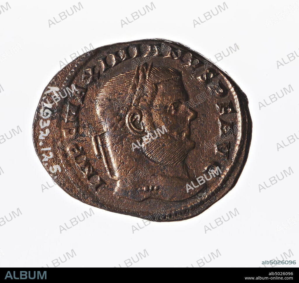 Vz: imperial bust r., IMP C MAXIMIANUS PF AUG, Kz: standing Moneta l., SAC MON URB AUGG ET CAESS NN, R-arch-S, coin, follis, Maximianus Herculius, metal, copper, Diam. 25x31 mm, wt. 9.44 gr, Roman 302-303, Italy.