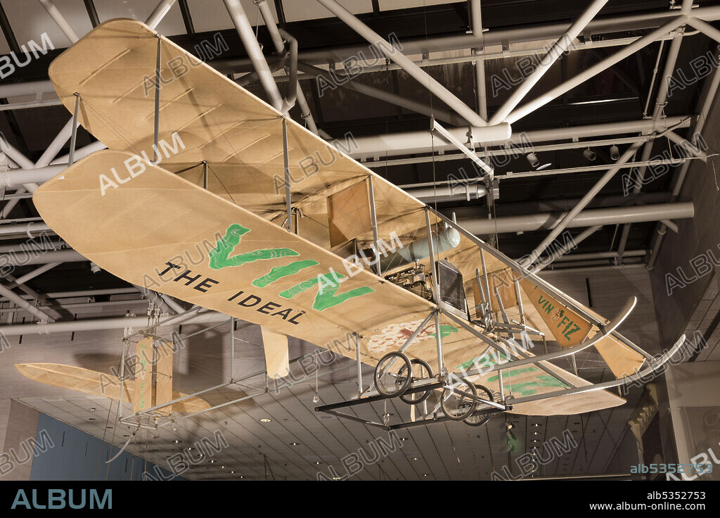 WRIGHT COMPANY. Wood and fabric biplane. Single 35-horsepower Wright vertical four-cylinder engine driving two pusher propellers via sprocket-and-chain transmission. Smaller, experimental version of the standard 1910-12 Wright Model B airplane.
