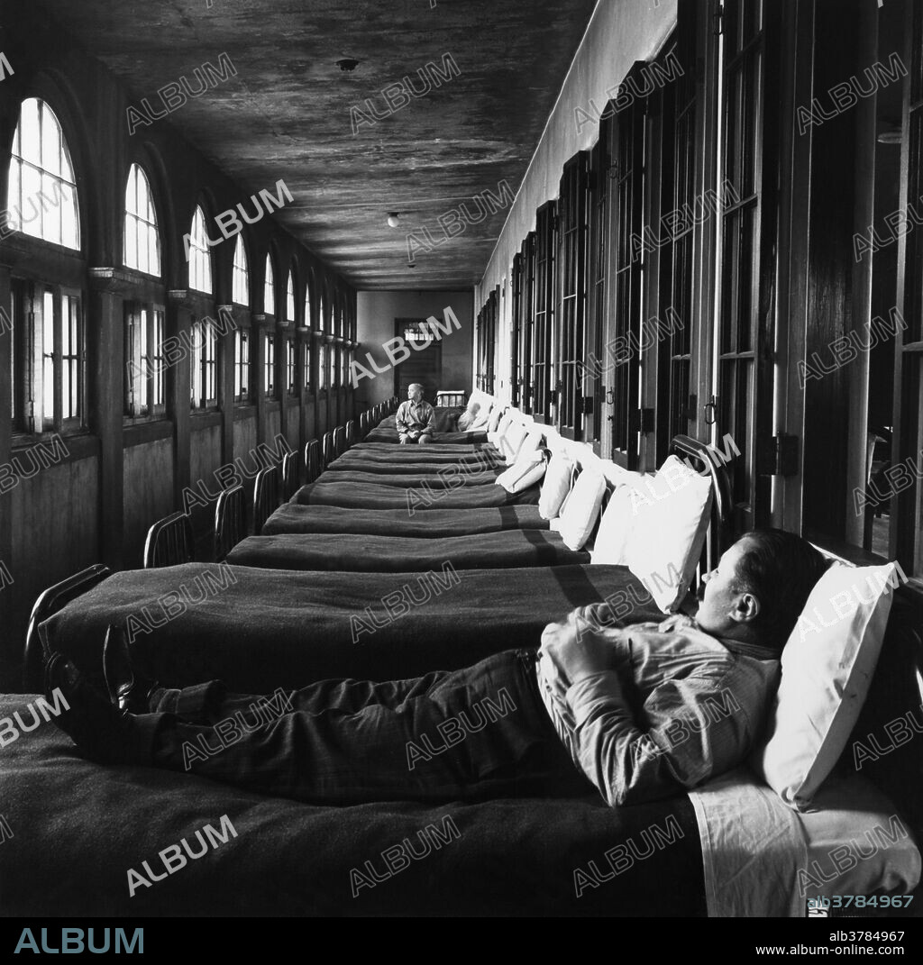 PSYCHIATRIC HOSPITAL - Album alb3784967
