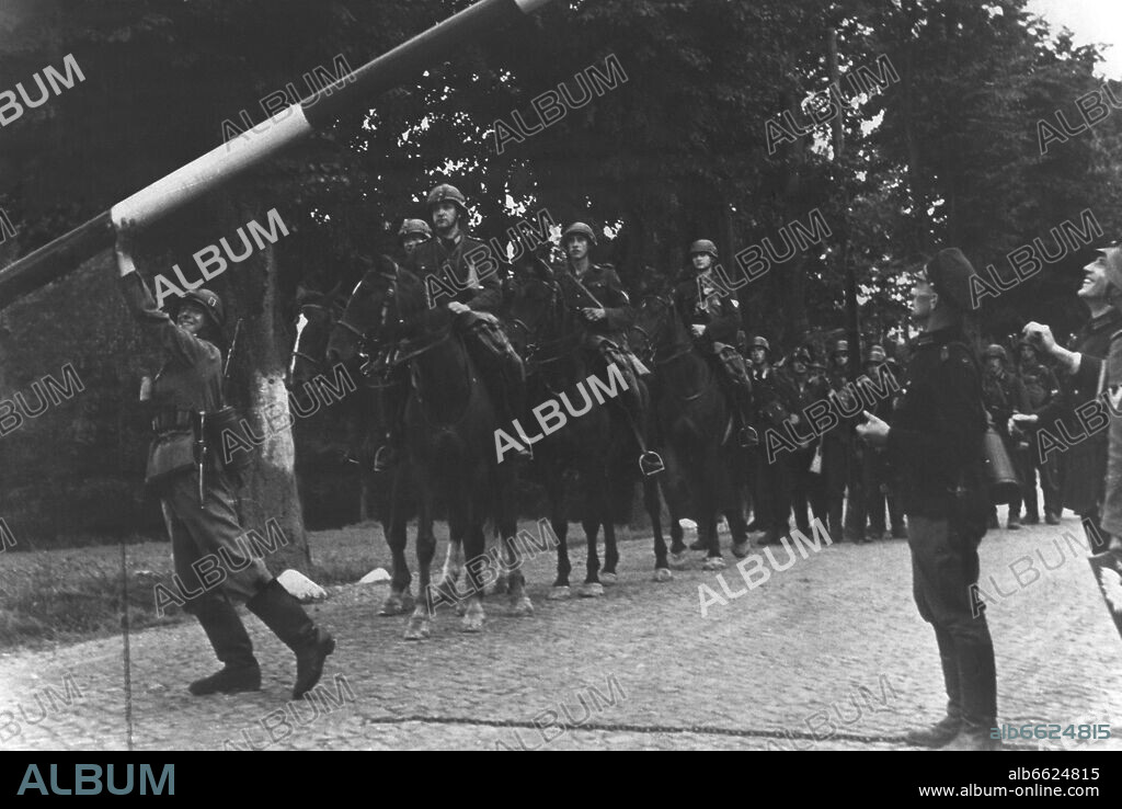 German invasion to Poland on the 1st of September in 1939. German soldiers remove a turnpike at the former customs border from Zoppot to Gdingen. On the same day, Hitler announced the outbreak of World War II by saying "It is shot back since 5.45 a.m." (Although the actual time of attack was 4.45). Three days later, Great Britan and France declared war on Germany. 01/09/1939