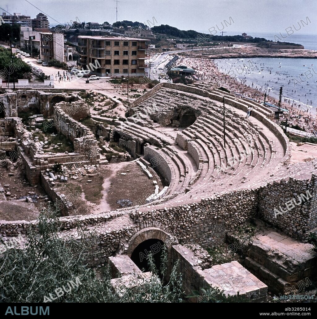 Anfiteatro romano. Vista plarcial de las ruinas. Tarragona. siglos II-III.
