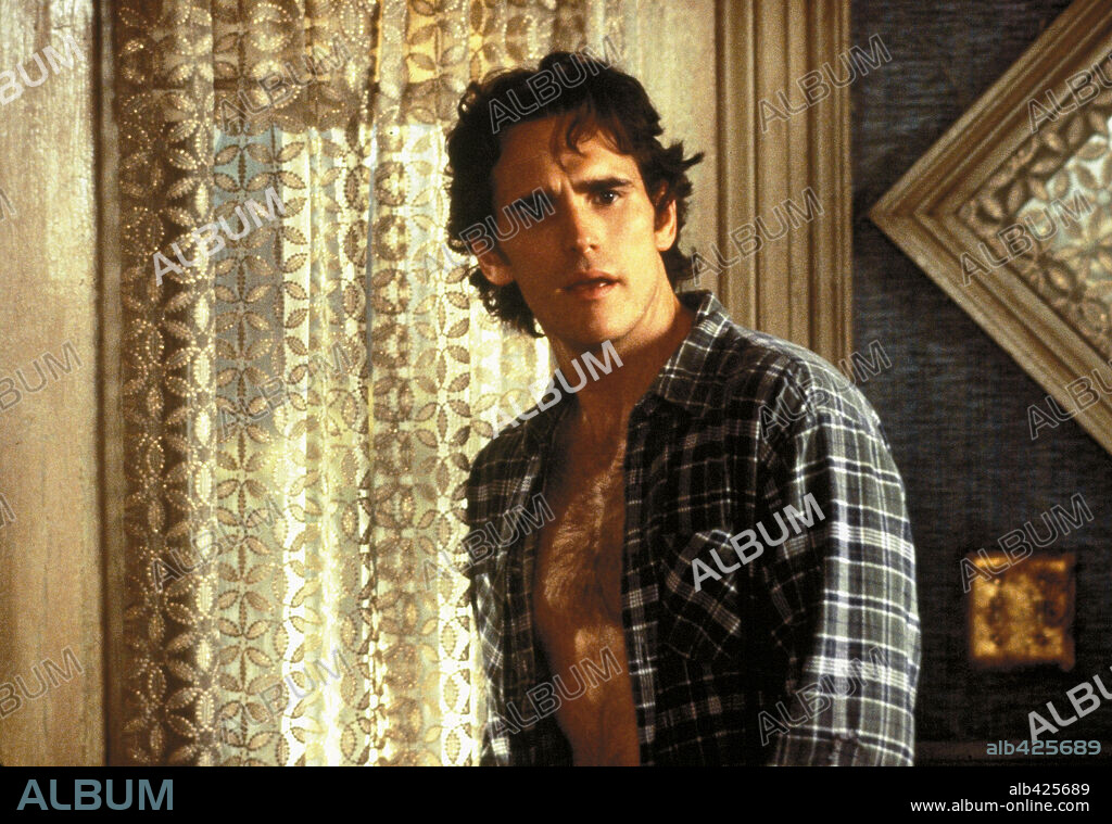 MATT DILLON in ONE NIGHT AT MCCOOL'S, 2001, directed by HARALD ZWART. Copyright FURTHER FILMS/OCTOBER FILMS / MIDGLEY, JAMIE.