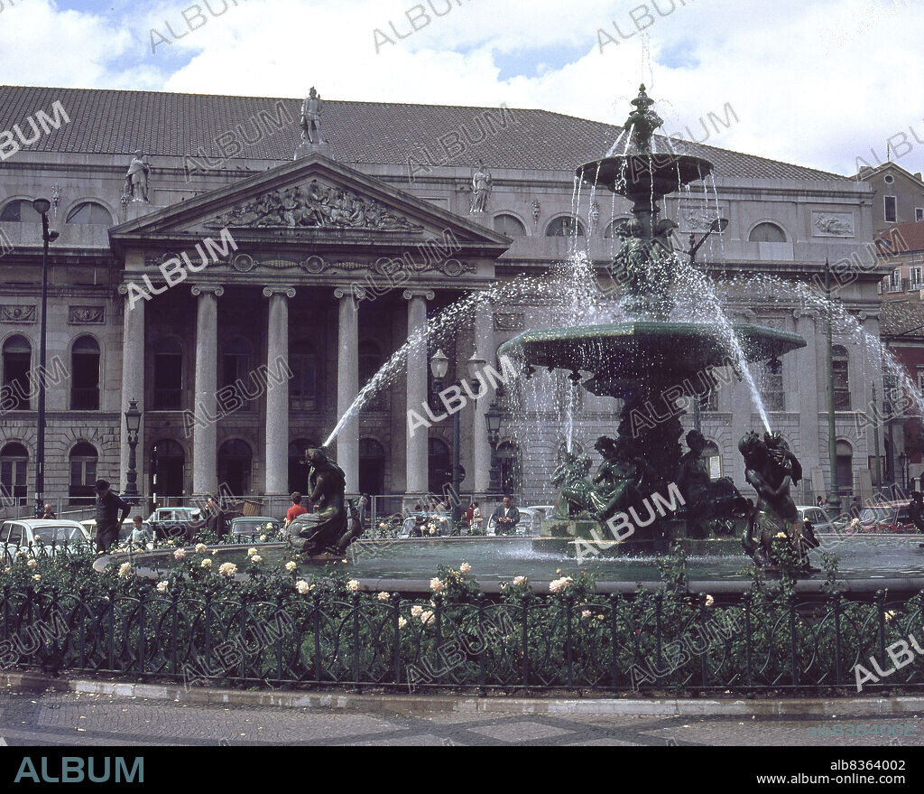 PLAZA DEL ROCIO - FOTO AÑOS 60.