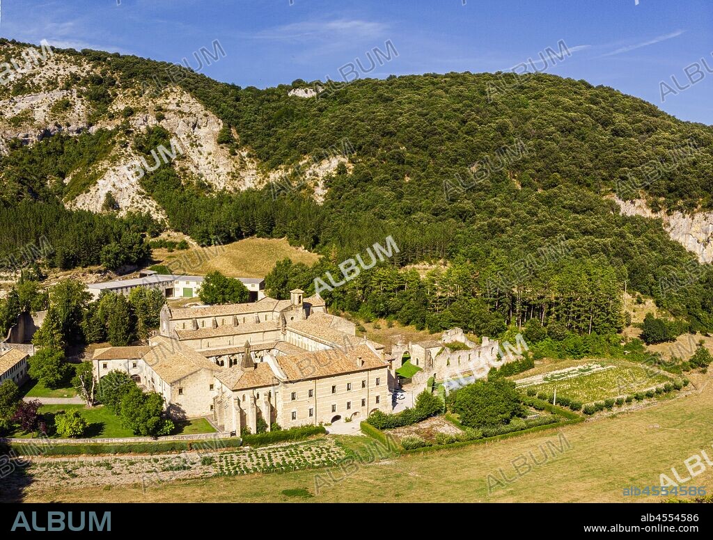 Monasterio de Santa María la Real de Iranzu, siglo XII - XIV, camino de Santiago, Abárzuza, Navarra, Spain, Europe.