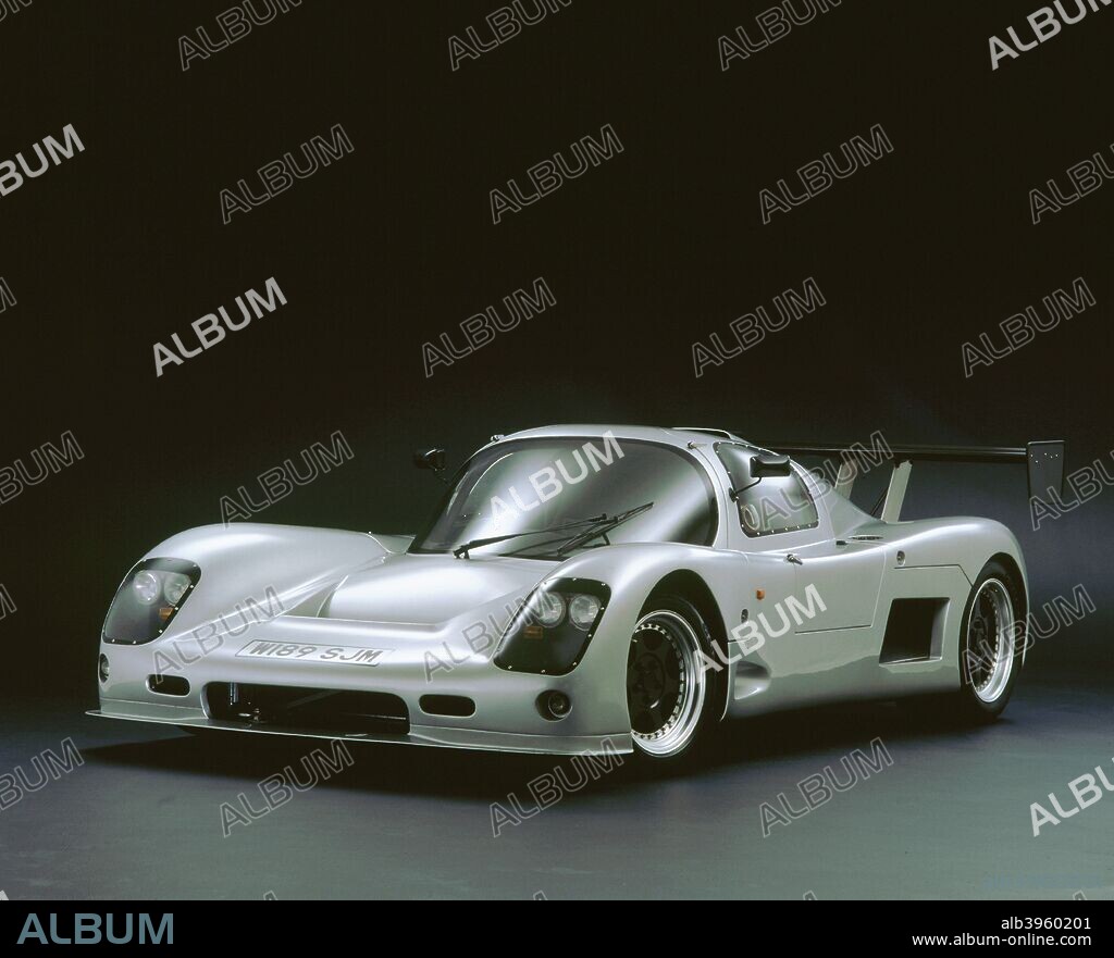 2000 Ultima Sports V8.