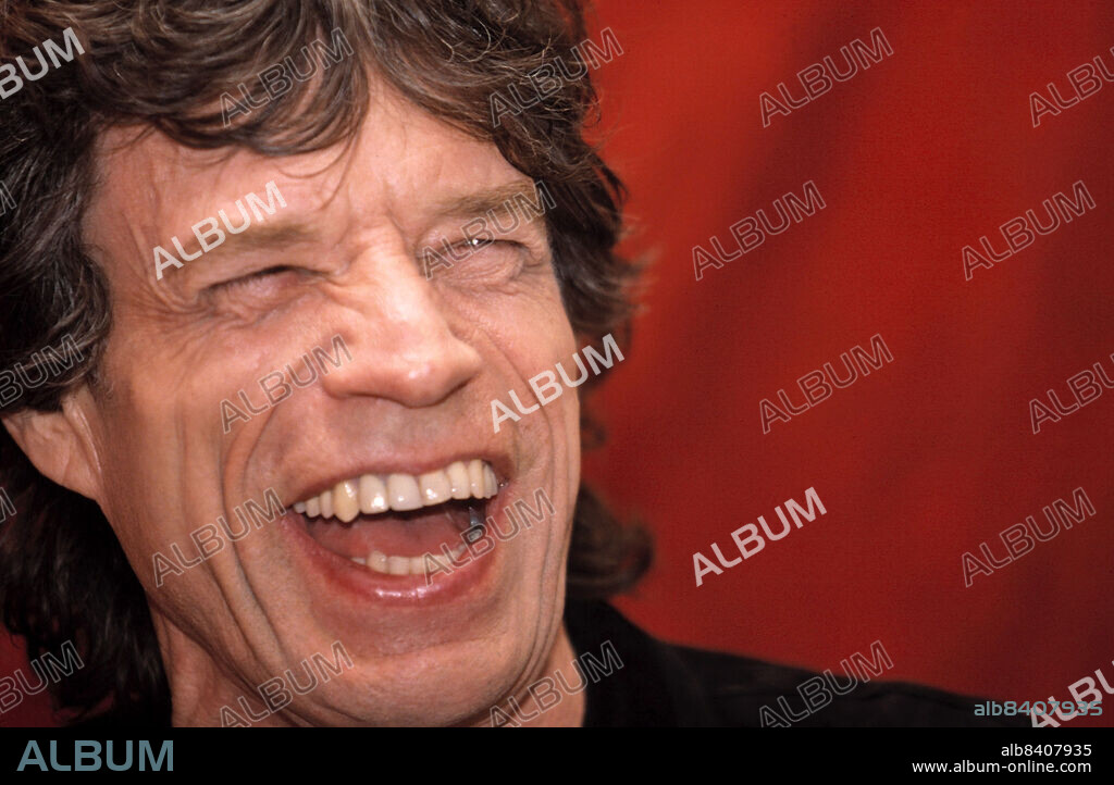 MICK JAGGER. Sep 8, 2002 - Los Angeles, California, U.S. - British Rock Singer Actor Rolling Stones MICK JAGGER promotes Moonlight Mile soundtrack (Credit Image: © Armando Gallo/ZUMA Studio/ZUMAPRESS.com).
