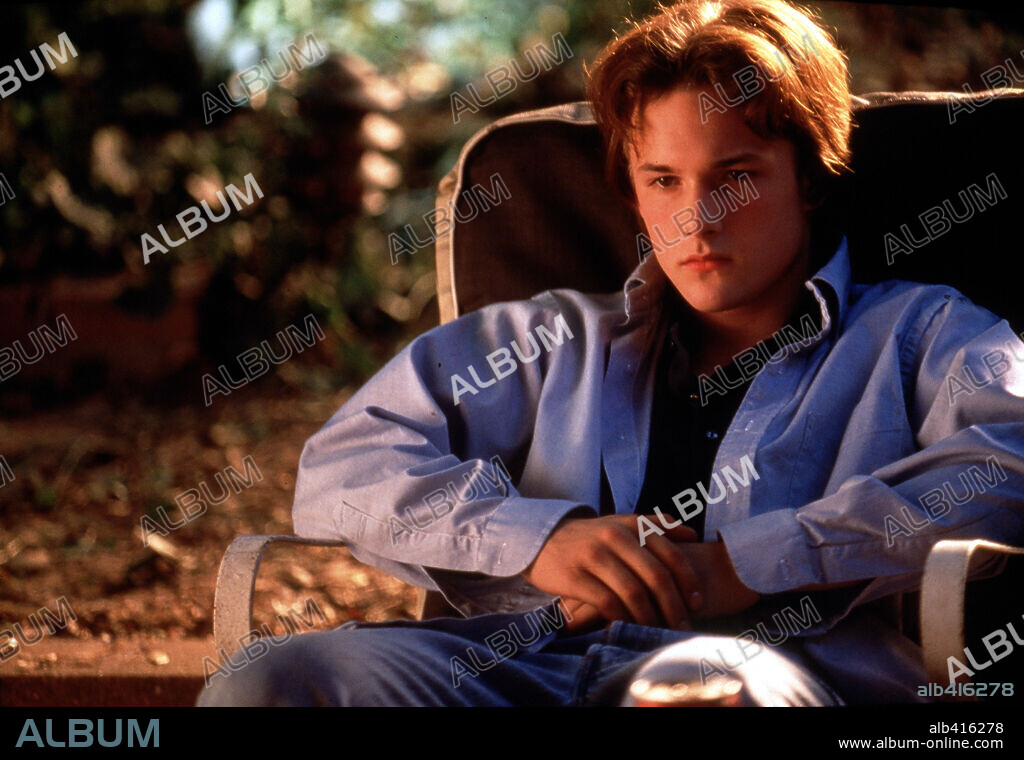 BRAD RENFRO en VERANO DE CORRUPCIÓN, 1998 (APT PUPIL), dirigida por BRYAN SINGER. Copyright PHOENIX PICTURES / BAER, JOHN.