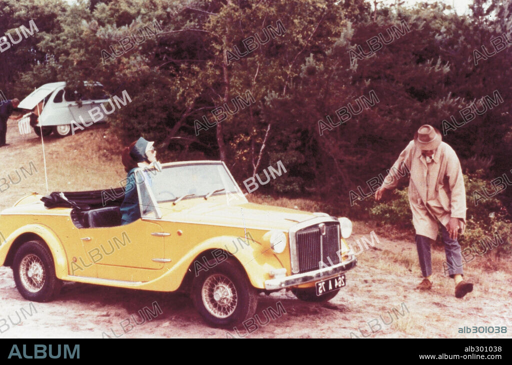 JACQUES TATI in TRAFIC, 1971, unter der Regie von JACQUES TATI. Copyright CORONA FILMS.
