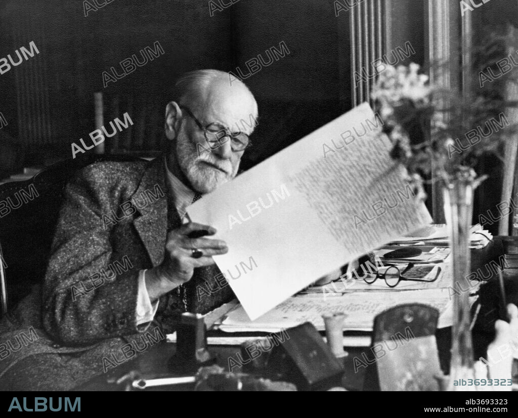 WILLI HOFFER (WILHELM). Sigmund Freud.