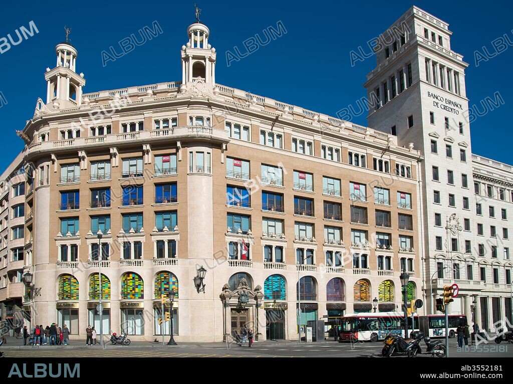 Josep Puig i Cadafalch / Casa Pich i Pon, 1921, Barcelona, Barcelona, Cataluña, España.