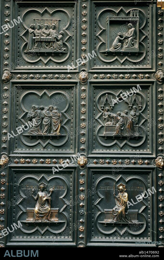 ARTE GOTICO. ITALIA. PUERTA SUR DEL BAPTISTERIO. Obra realizada por Andrea PISANO en 1330. Sus "formelle" o placas decorativas narran la vida de San Juan Bautista. FLORENCIA. La Toscana.