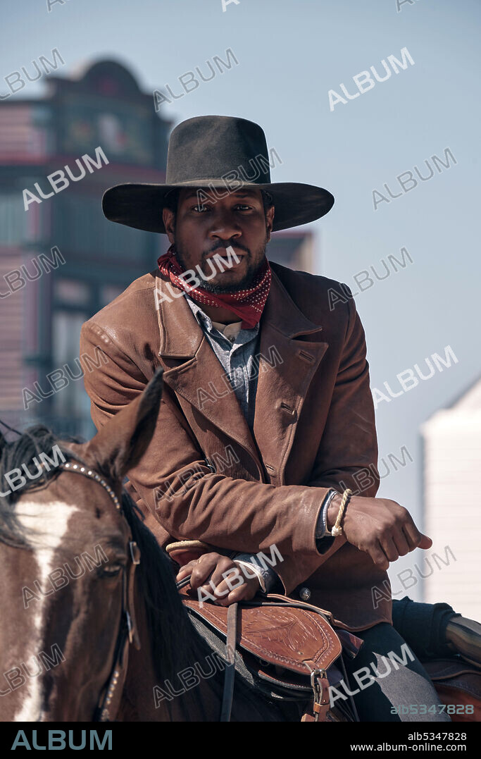 JONATHAN MAJORS en MÁS DURA SERÁ LA CAÍDA, 2021 (THE HARDER THEY FALL), dirigida por JEYMES SAMUEL. Copyright Netflix / Overbrook Entertainment.