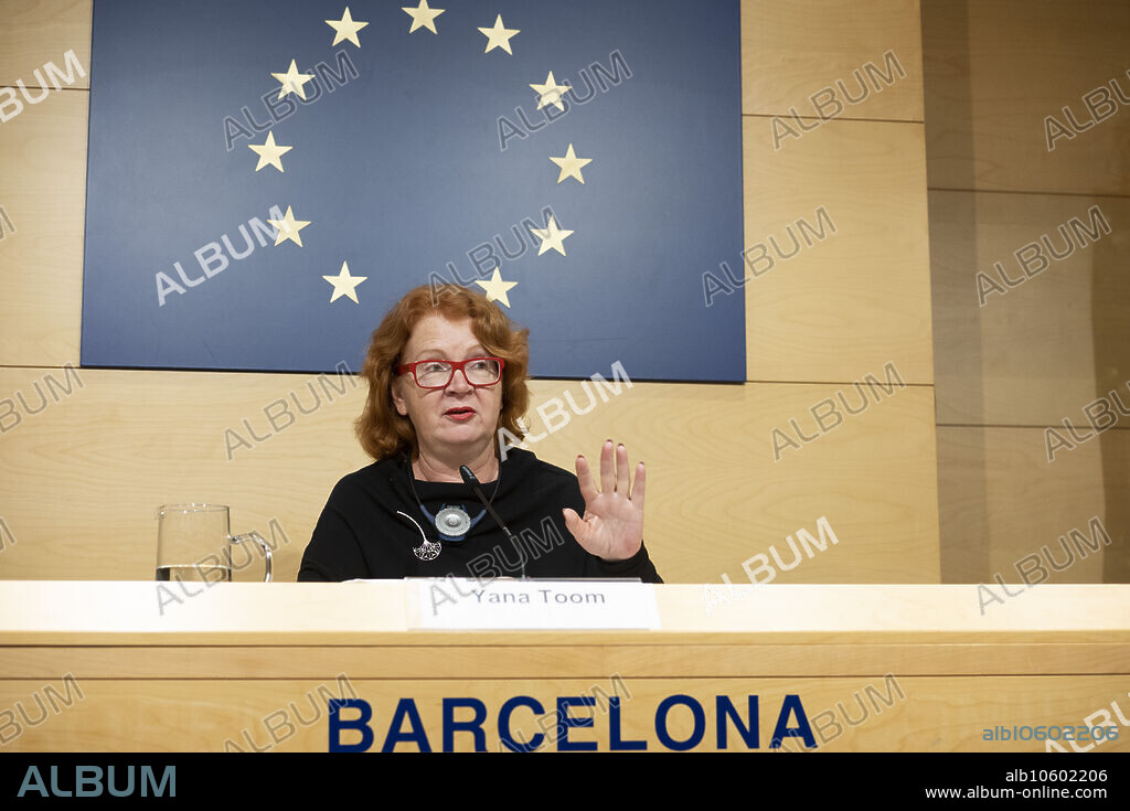 Barcelona, 20/12/2023. Rueda de prensa de Yana Toom, presidenta de la delegación de eurodiputados que ha venido a valorar la inmersión lingüística. Foto: Inés Baucell. ARCHDC.