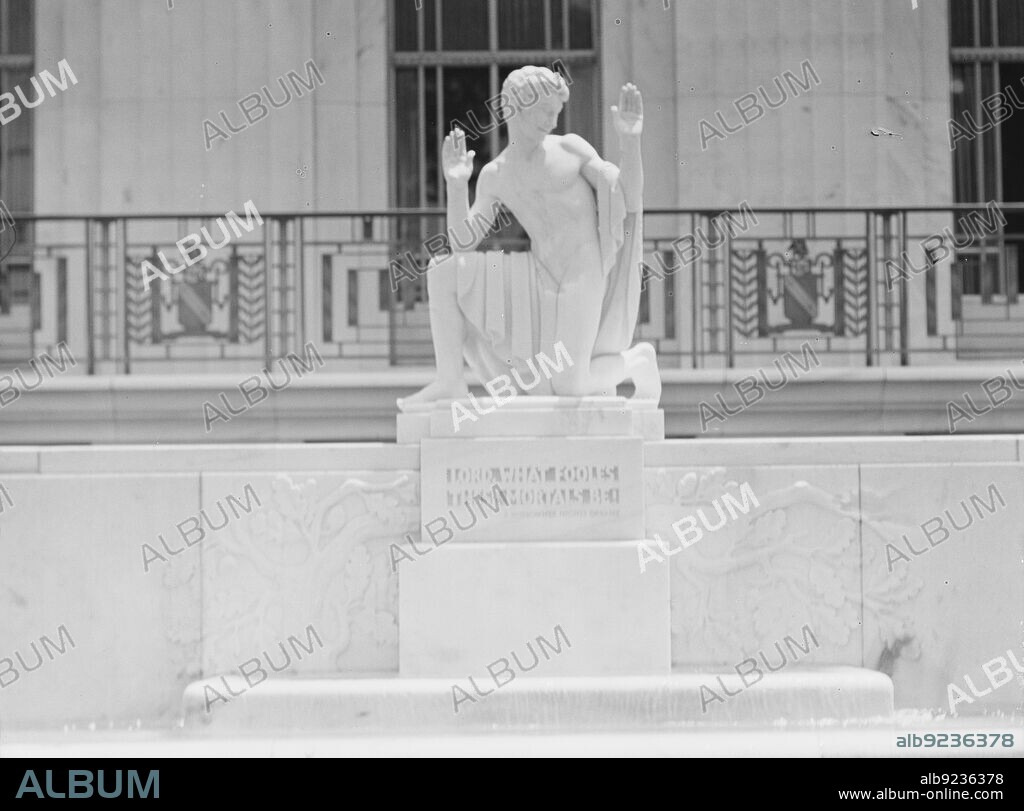 ARNOLD GENTHE. Puck statue at the Folger Library by Brenda Putnam, between 1911 and 1942.