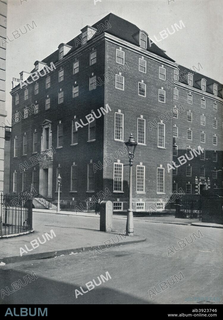 YWCA Building, Bloomsbury, London, 1932. Designed by Sir Edwin Landseer Lutyens (1869-1944). From The Studio Volume 104. [The Offices of the Studio, London, 1932].