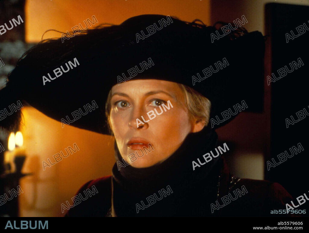 FAYE DUNAWAY dans LA DÉPRAVÉE, 1983 (THE WICKED LADY), réalisé par MICHAEL WINNER. Copyright CANNON FILMS.