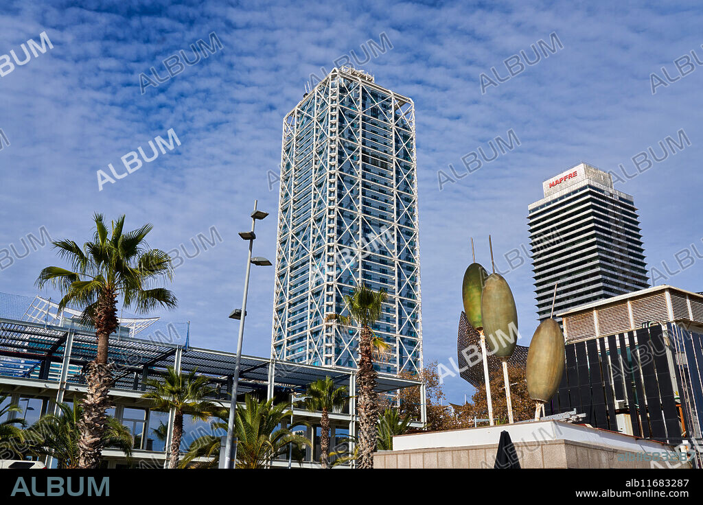 Mapfre Tower and Hotel Arts, Puerto Olímpico, Barcelona, Catalonia, Spain.