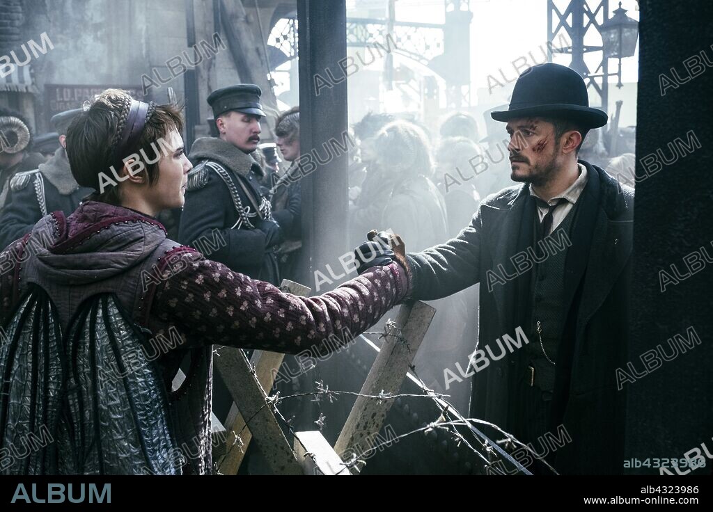 CARA DELEVINGNE und ORLANDO BLOOM in CARNIVAL ROW, 2019, unter der Regie von ANDY GODDARD, ANNA FOERSTER, JON AMIEL und THOR FREUDENTHAL. Copyright AMAZON STUDIOS.