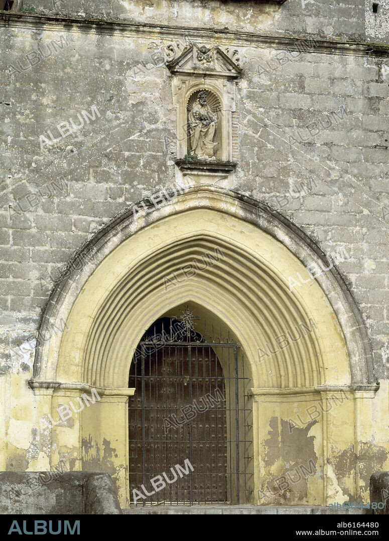 PORTADA DE LA IGLESIA DE SAN LUCAS DE JEREZ DE LA FRONTERA - SIGLO XIV.