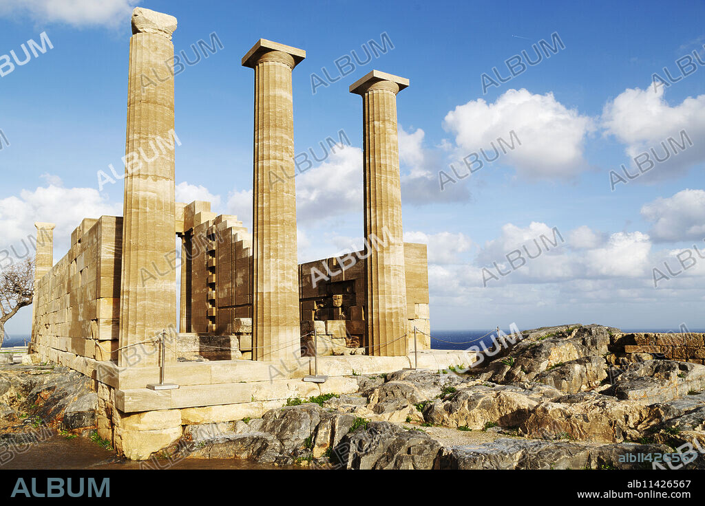 Temple of Athena Lindia, an Ancient Greek place of worship dedicated to Athena, on the acropolis at Lindos on Rhodes, Dodecanese, Greek Islands, Greece, Europe.
