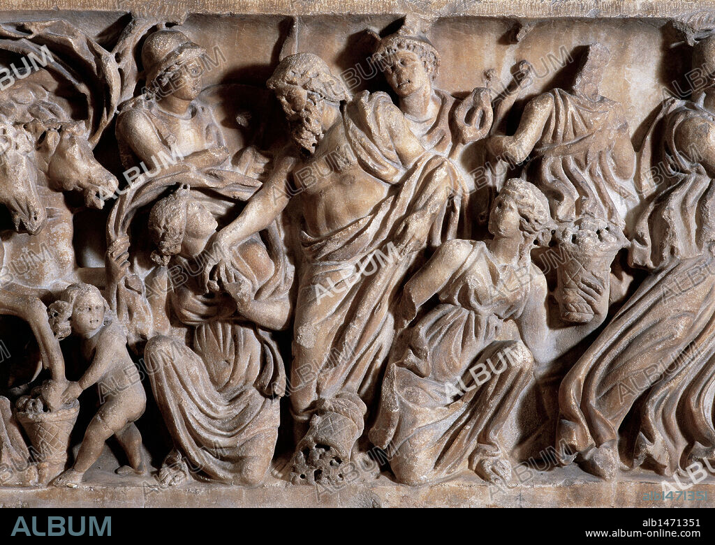 ARTE ROMANO. ESPAÑA. SARCOFAGO de mármol blanco con la REPRESENTACION DEL RAPTO DE PROSERPINA. Fechado en el siglo II d. C. Procede de Santa Pola, Elche (Alicante). Museo de Arqueologia de Cataluña. Barcelona. Cataluña.
