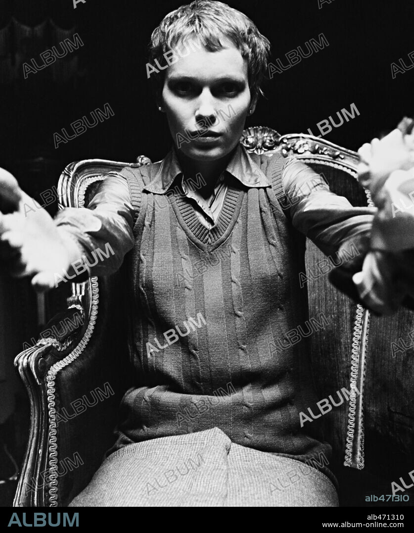 MIA FARROW en LA SEMILLA DEL DIABLO, 1968 (ROSEMARY'S BABY), dirigida por ROMAN POLANSKI. Copyright PARAMOUNT PICTURES.