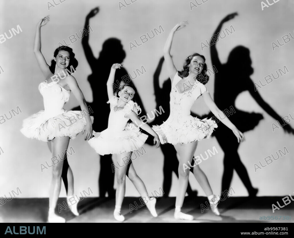 CYD CHARISSE, KARIN BOOTH and MARGARET O'BRIEN in THE UNFINISHED DANCE, 1947, directed by HENRY KOSTER. Copyright M.G.M.