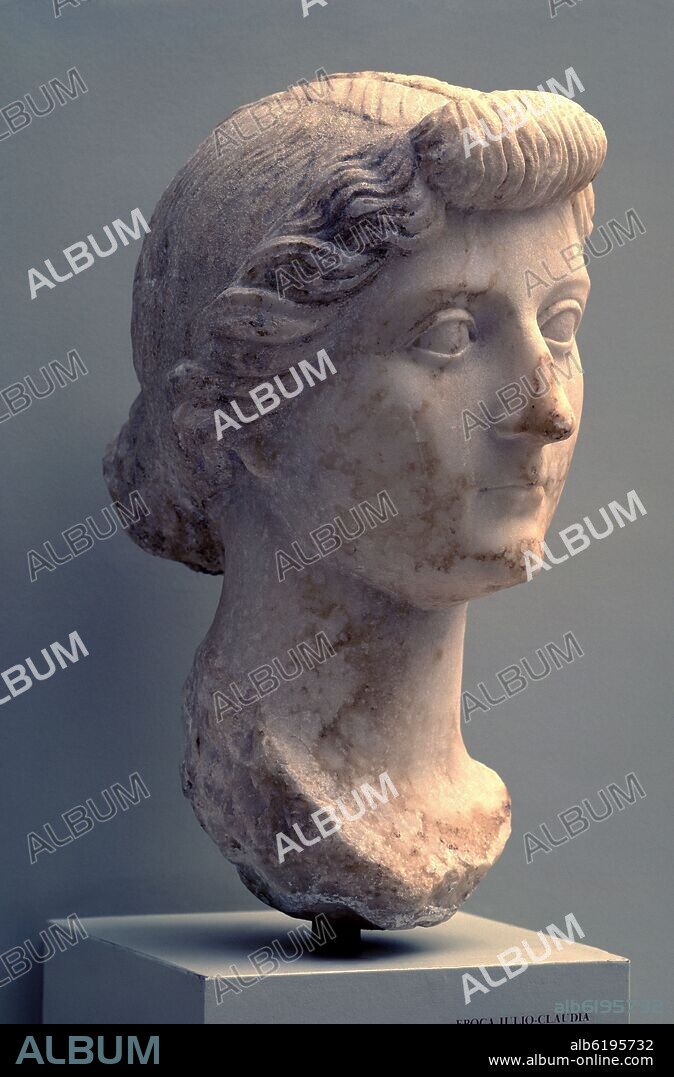 RETRATO DE LIVIA -PROC CERRO DEL CASTILLO M SIDONIA.