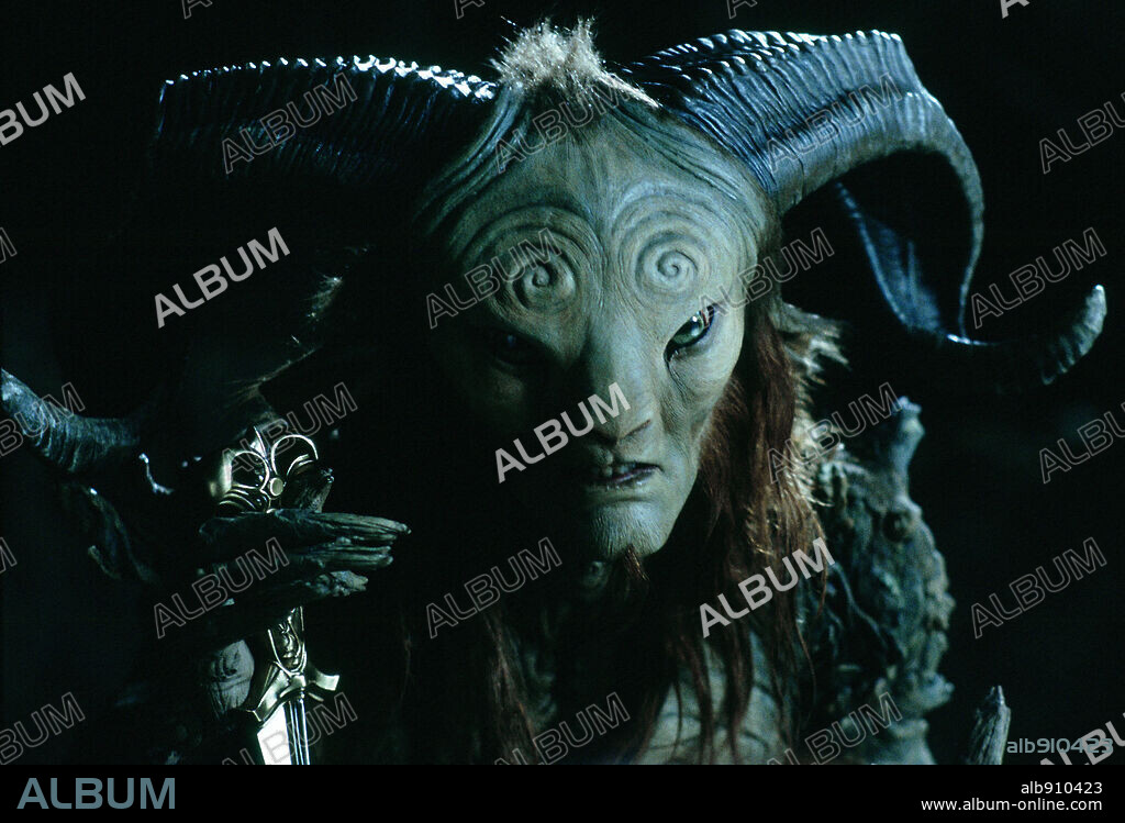 EL LABERINTO DEL FAUNO, 2006, dirigida por GUILLERMO DEL TORO. Copyright WARNER BROS.