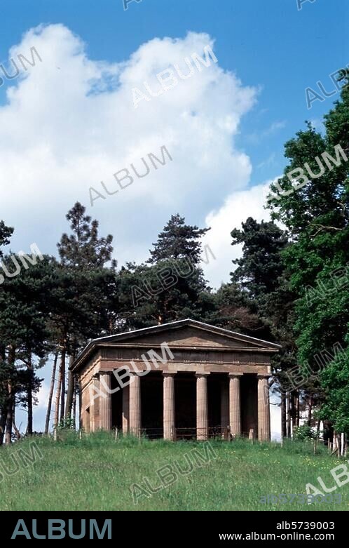 Hagley (Worcestershire, England), Hagley Hall, Garden. Temple of Theseus (built 1758). Photo.