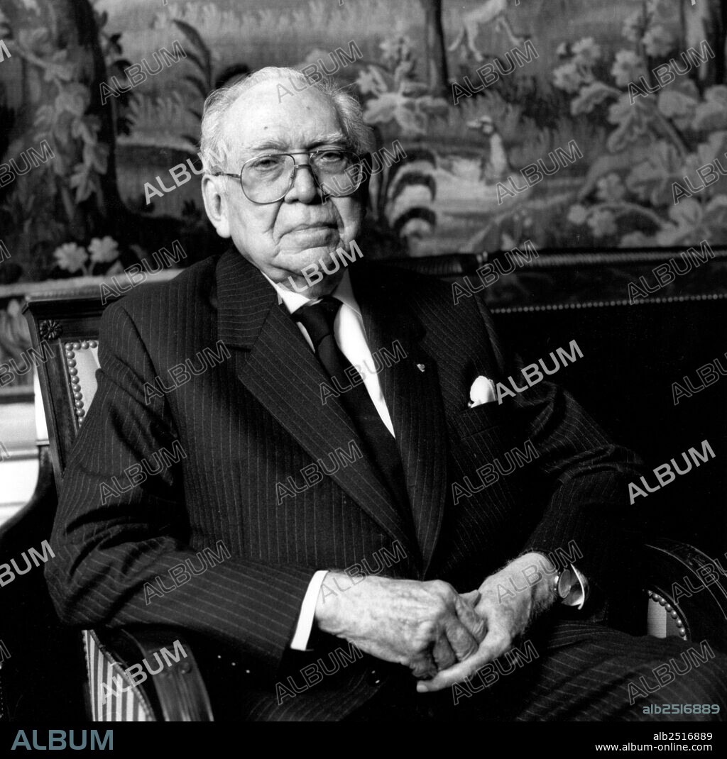 Venezuelan writer and intellectual Arturo Uslar-Pietri (16 May 1906 - 26 February 2001) in 1997.